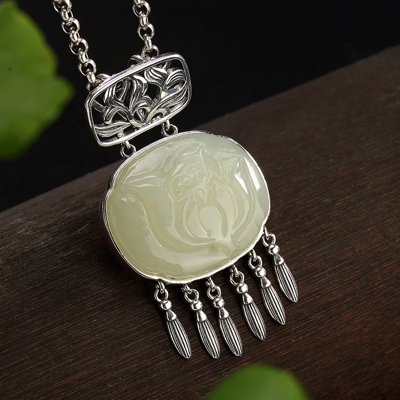 Real 2018 New S925 pure silver hetian jade white jade lotus Mosaic tassel women high-grade sweater wholesale chain pendant
Real 2018 New S925 pure silver hetian jade white jade lotus Mosaic tassel women high-grade sweater wholesale chain pendant
