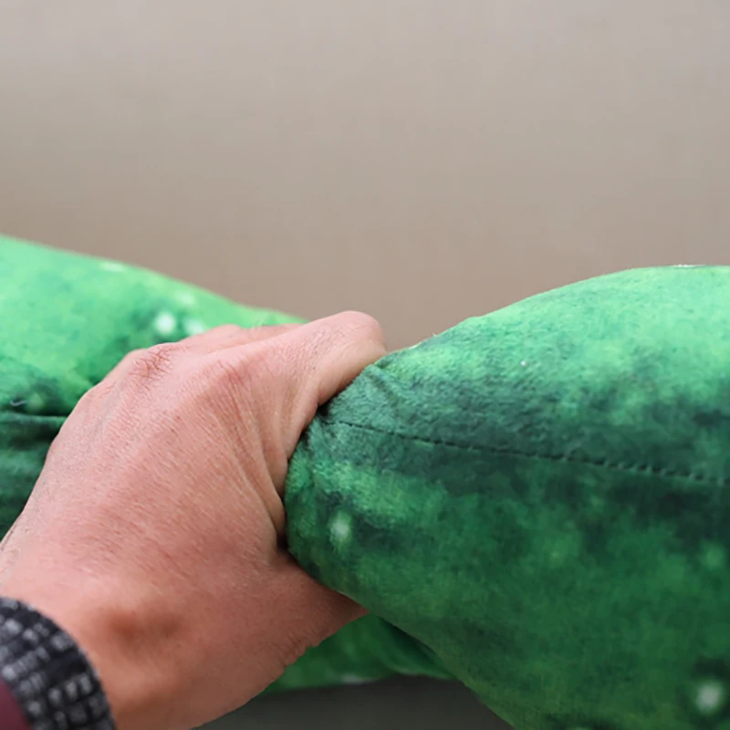 1PCS Creative personality simulation cucumber boyfriend sleep long pillow plush toy birthday gift to send girls
1PCS Creative personality simulation cucumber boyfriend sleep long pillow plush toy birthday gift to send girls