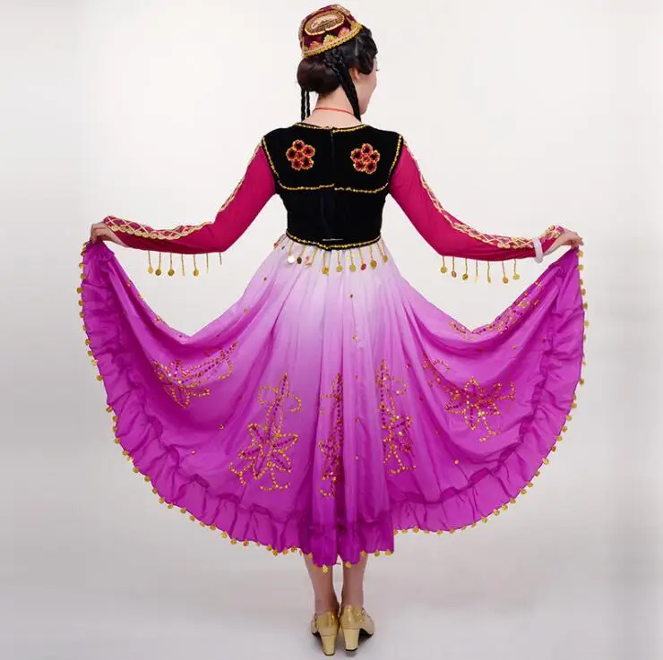 New Xinjiang dress women's clothing / minority dance costumes / Uyghur costume square dance
New Xinjiang dress women's clothing / minority dance costumes / Uyghur costume square dance