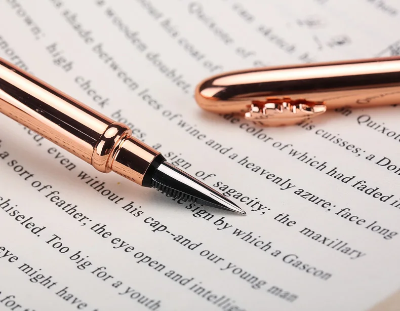Fashion Elegant Rose Gold 0.5mm Fountain Pen with Gift Box High-end Metal Ink Pens for Student Women Writing Stationery
Fashion Elegant Rose Gold 0.5mm Fountain Pen with Gift Box High-end Metal Ink Pens for Student Women Writing Stationery