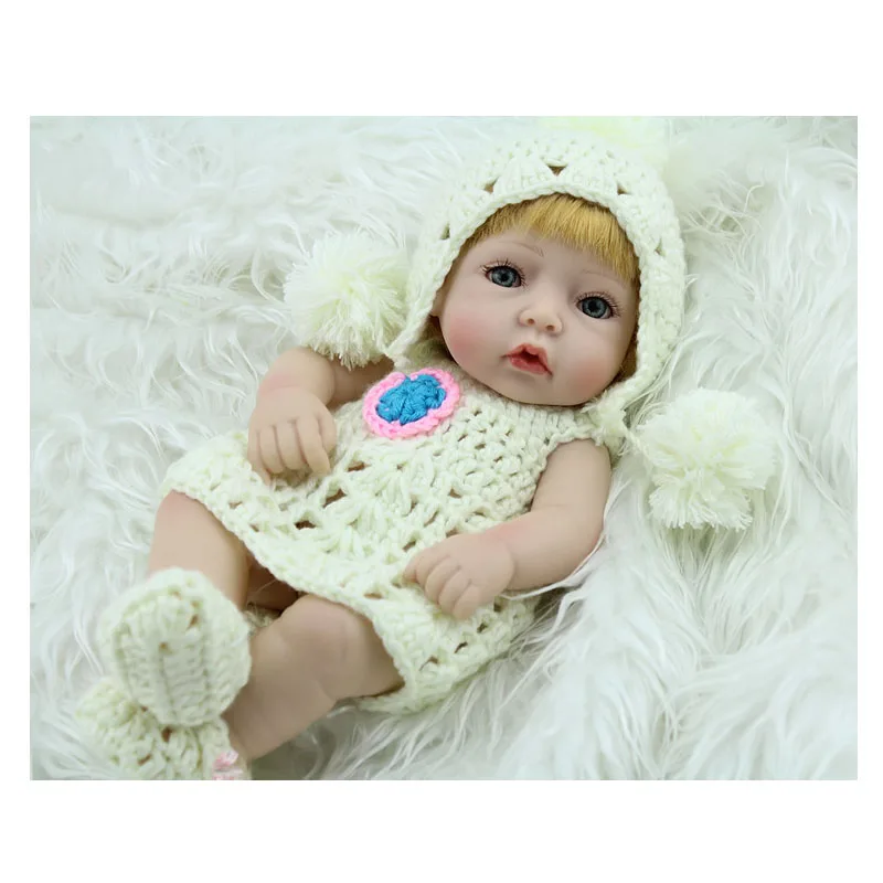 28cm Full Silicone Bebe Reborn Baby Doll Toys for Girl Lifelike Newborn Babies Doll Reborn Babies Doll Christmas Birthday Gift
28cm Full Silicone Bebe Reborn Baby Doll Toys for Girl Lifelike Newborn Babies Doll Reborn Babies Doll Christmas Birthday Gift