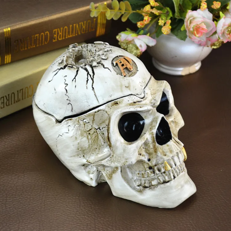 Creative Skeleton With Ashtray Cover Big Personality Ashtray Special Gift For Boyfriend's Birthday
Creative Skeleton With Ashtray Cover Big Personality Ashtray Special Gift For Boyfriend's Birthday