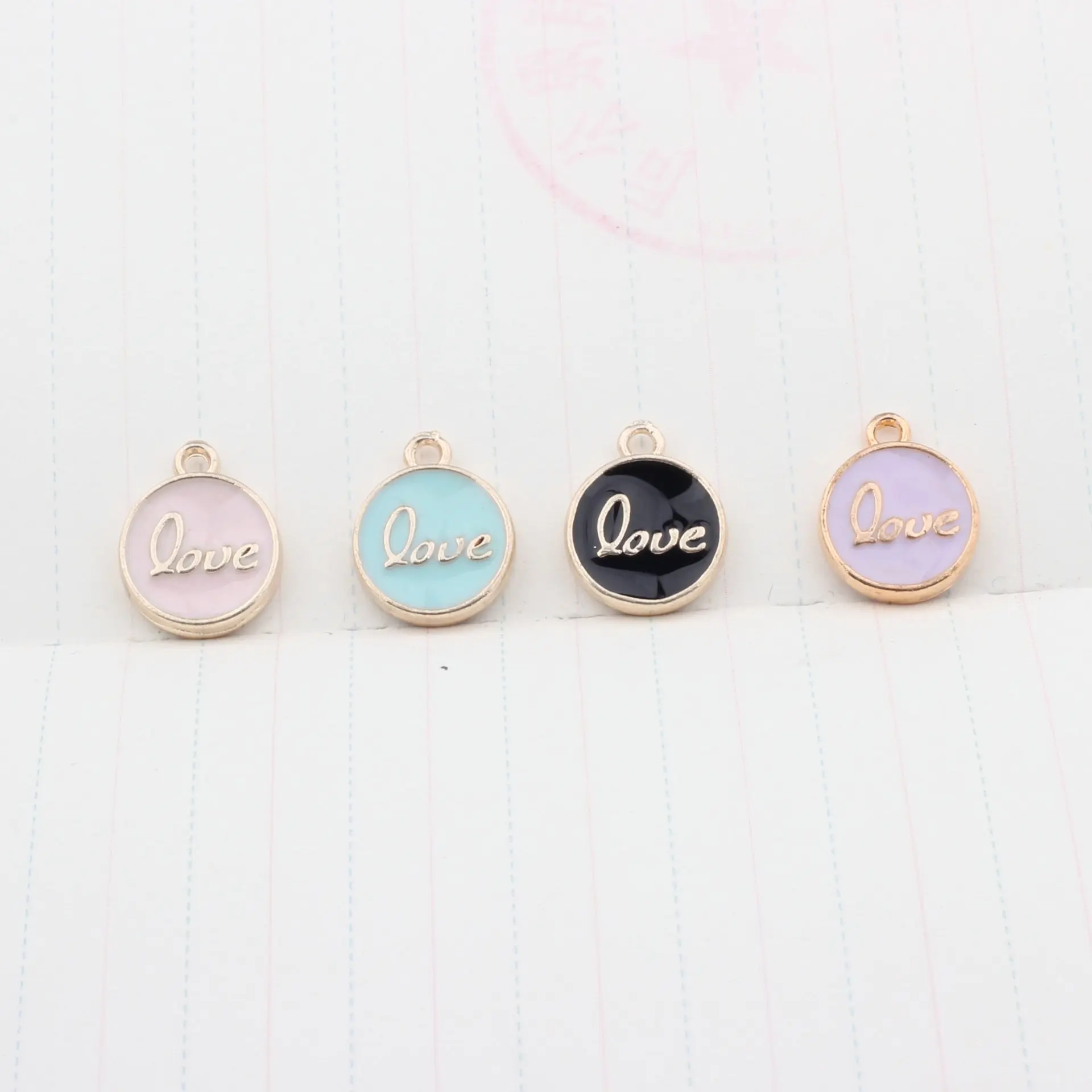 20PC/Lot Alloy Metal Enamel Oil Drop LOVE Letters Round Pendant Charm For DIY Jewelry Bracelet Making
20PC/Lot Alloy Metal Enamel Oil Drop LOVE Letters Round Pendant Charm For DIY Jewelry Bracelet Making
