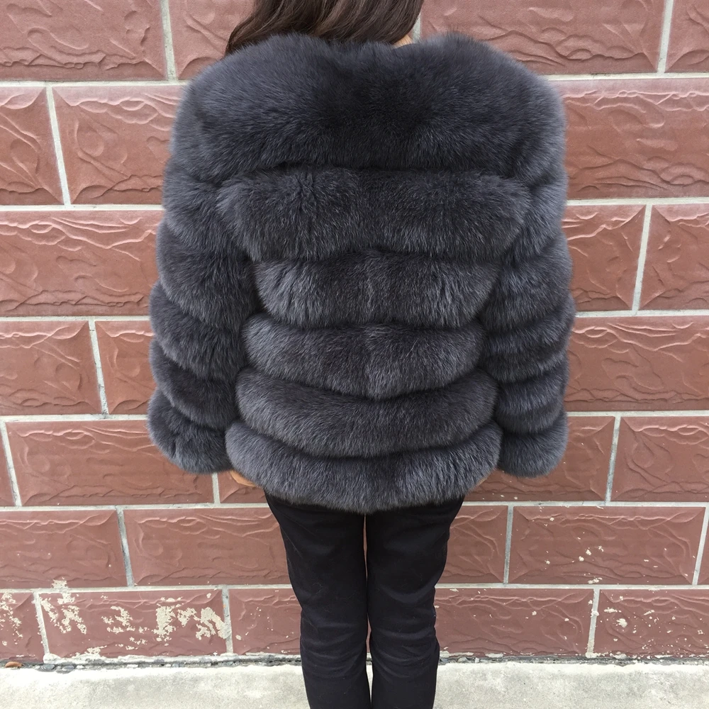 JKKFURS 2019 Women's Real Fox Fur Coat Winter Fur Outerwear Jackets New Fashion Style Soft Warm 6 Rows Coat Wholesale S7208
JKKFURS 2019 Women's Real Fox Fur Coat Winter Fur Outerwear Jackets New Fashion Style Soft Warm 6 Rows Coat Wholesale S7208