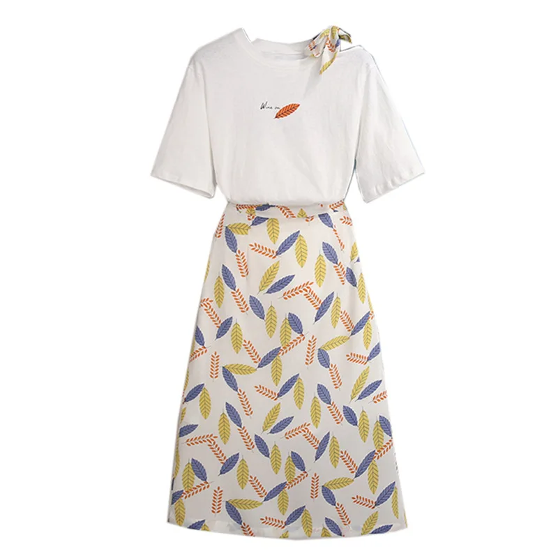 ICHOIX 2 pieces sets women print A-line skirt set casual 2 pieces outfits summer clothing 2019 with t-shirt Korean femmen sets
ICHOIX 2 pieces sets women print A-line skirt set casual 2 pieces outfits summer clothing 2019 with t-shirt Korean femmen sets