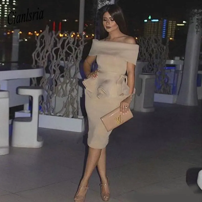 Cocktail Dresses 2020 Champagne Dubai Cheap Party Dress Arabic Women Off The Shoulder Straight Short Prom Dress
Cocktail Dresses 2020 Champagne Dubai Cheap Party Dress Arabic Women Off The Shoulder Straight Short Prom Dress