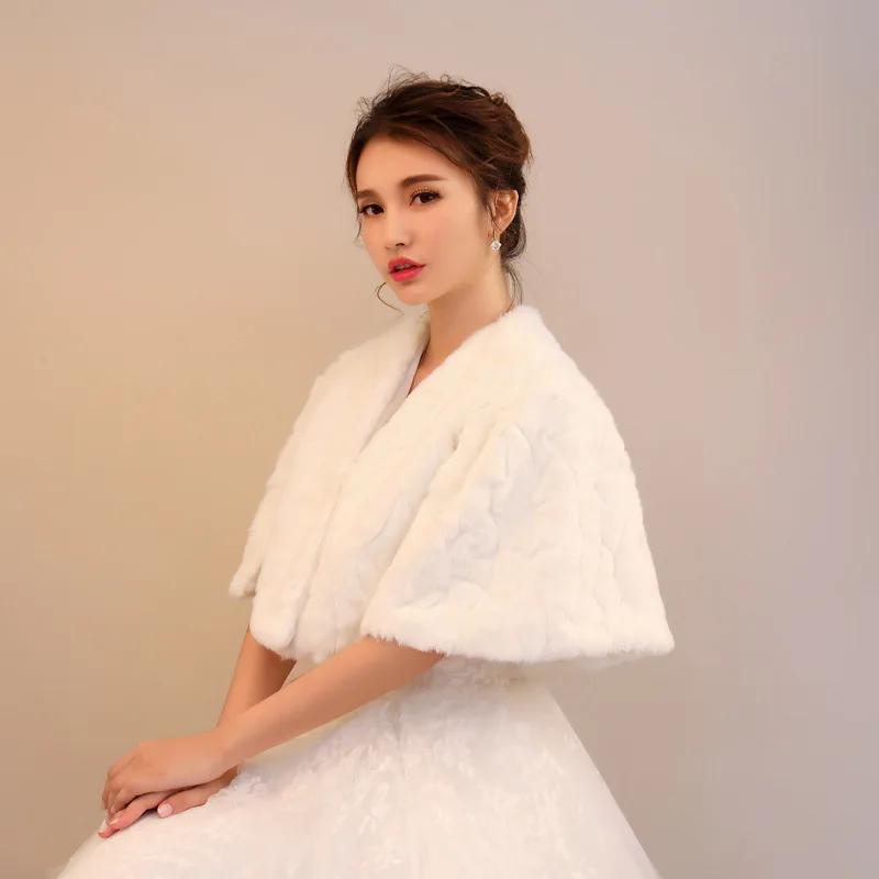 Handmade Faux Fur Wrap Warm Large Shawl Winter Wedding Cover Up Stole Bridal Accessories Fashion Women Fur Shrug Jacket PJ100
Handmade Faux Fur Wrap Warm Large Shawl Winter Wedding Cover Up Stole Bridal Accessories Fashion Women Fur Shrug Jacket PJ100