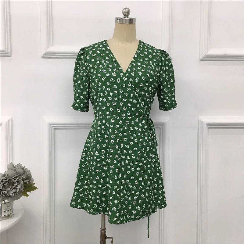 ew fashion print seaside holiday retro floral dress female 2019 spring and summer V-neck casual office lady waist dress B346
ew fashion print seaside holiday retro floral dress female 2019 spring and summer V-neck casual office lady waist dress B346