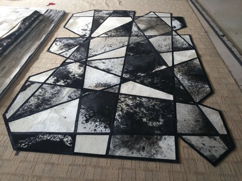 Abnormal Figures Shapes Fashion Leather Cowhide Carpet Patchwork Rug Natural Skin Hides Art Personality Handmade Cow Fur Carpet
Abnormal Figures Shapes Fashion Leather Cowhide Carpet Patchwork Rug Natural Skin Hides Art Personality Handmade Cow Fur Carpet