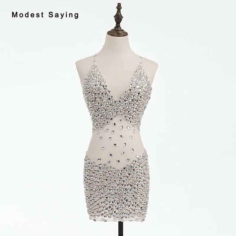 Real Sexy Sheer Party Dresses Silver Diamond Mini Cocktail Dresses 2018 with Straps Rhinestone Short Prom Gowns vestido de festa
Real Sexy Sheer Party Dresses Silver Diamond Mini Cocktail Dresses 2018 with Straps Rhinestone Short Prom Gowns vestido de festa