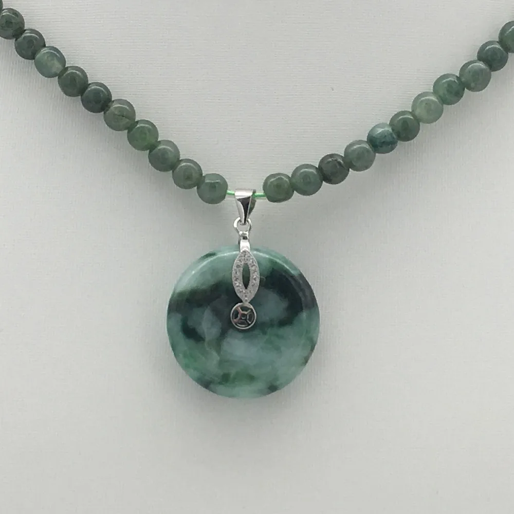 wholesale new natural stone 100% AA Flat buckle Dark green pendant necklace good luck Tibetan silver 19inches
wholesale new natural stone 100% AA Flat buckle Dark green pendant necklace good luck Tibetan silver 19inches