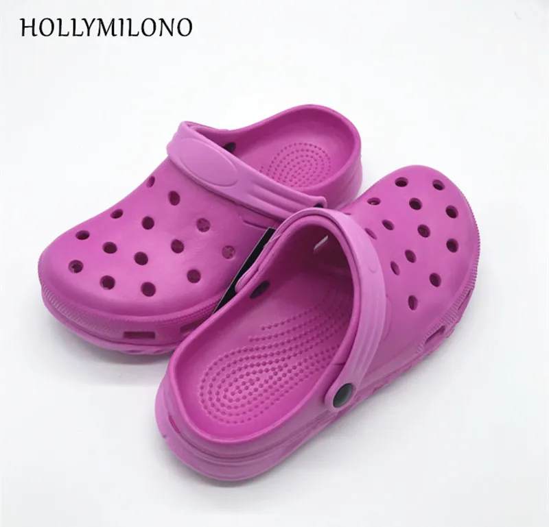 GOOD WOMENS BEACH SLIPPERS SHOE SUMMER NON SLIP FLAT BASIC GARDEN CROC CLOGS SHOES FOR WOMAN FEMALE LADY EU 36 37 38 39 40 41
GOOD WOMENS BEACH SLIPPERS SHOE SUMMER NON SLIP FLAT BASIC GARDEN CROC CLOGS SHOES FOR WOMAN FEMALE LADY EU 36 37 38 39 40 41