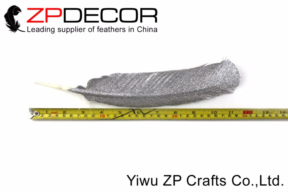 ZPDECOR 50pieces/lot 25-30cm(10-12inches) New Arrival Top Quality Glitter Silver Stamping Turkey Pointers Quill Large Feathers
ZPDECOR 50pieces/lot 25-30cm(10-12inches) New Arrival Top Quality Glitter Silver Stamping Turkey Pointers Quill Large Feathers