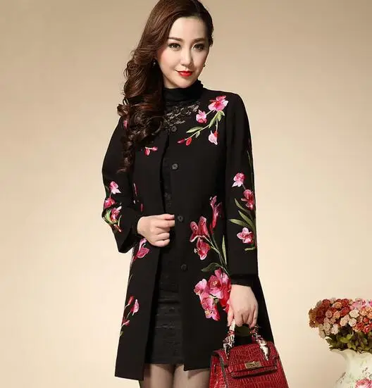 HOT Spring Women's New Fashion heavy embroidery big yards in the long coat /S--4XL
HOT Spring Women's New Fashion heavy embroidery big yards in the long coat /S--4XL