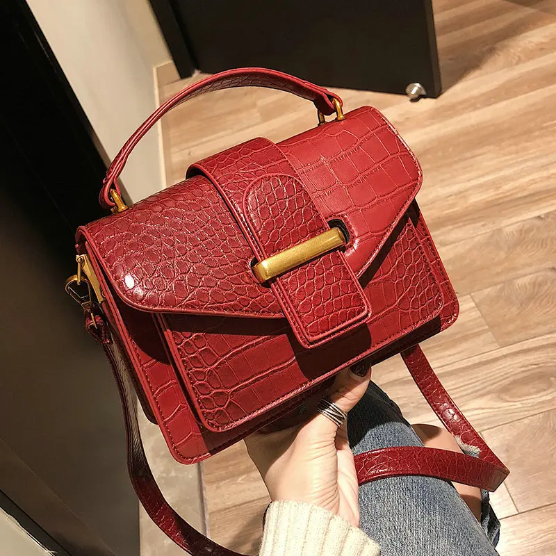 2019 сумка через плечо женские сумки, дизайнерские сумки из тоты bolsa feminina с крокодиловым узором, кожаные сумки через плечо A41-29
2019 сумка через плечо женские сумки, дизайнерские сумки из тоты bolsa feminina с крокодиловым узором, кожаные сумки через плечо A41-29
