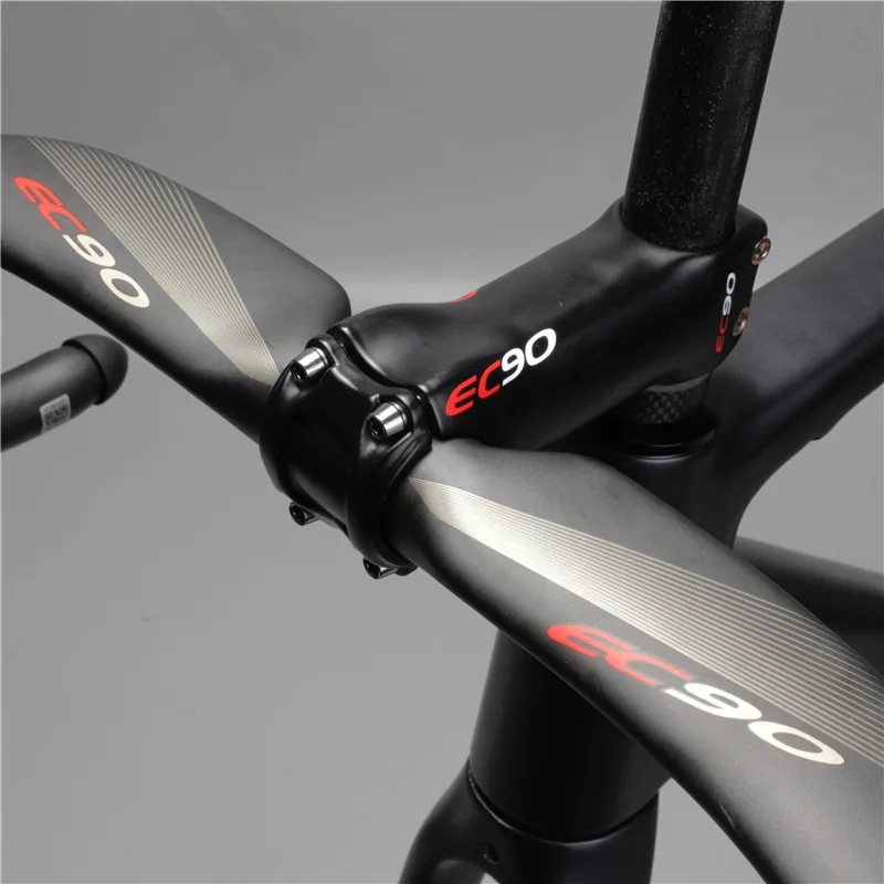EC90 New Full carbon fiber road bike handlebar car handle racing bend the Ultra-light durable Bicycle Handlebar 31.8*400/420/440
EC90 New Full carbon fiber road bike handlebar car handle racing bend the Ultra-light durable Bicycle Handlebar 31.8*400/420/440