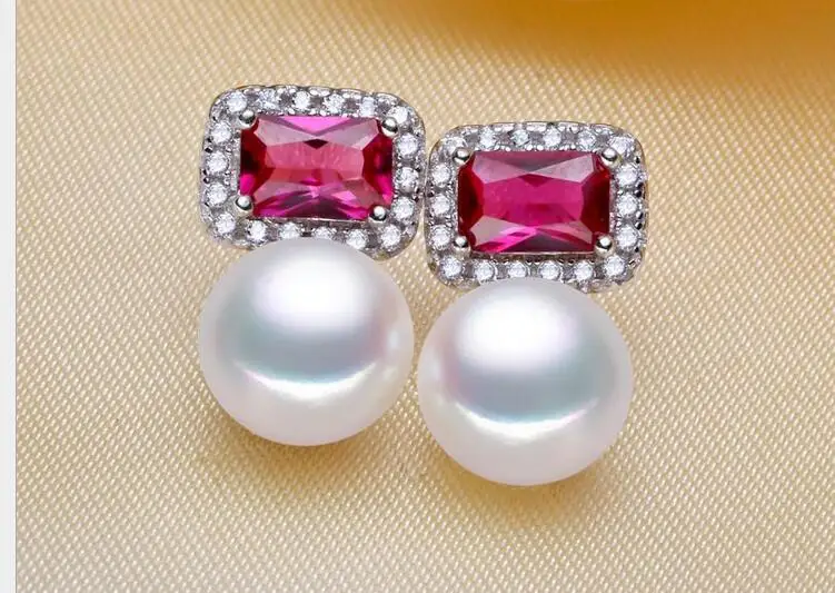 Lady's Earrings natural freshwater Girls Wedding fresh water pearls red gem Ear Studs earring white high-grade Nobility Women 
Lady's Earrings natural freshwater Girls Wedding fresh water pearls red gem Ear Studs earring white high-grade Nobility Women