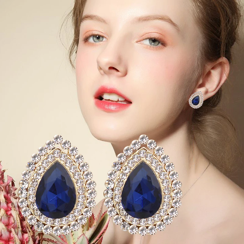 Vintage Water Crystal Clip Earrings For Women Fashion Stud Earring New Wedding Party Classic Jewelry For Gifts
Vintage Water Crystal Clip Earrings For Women Fashion Stud Earring New Wedding Party Classic Jewelry For Gifts
