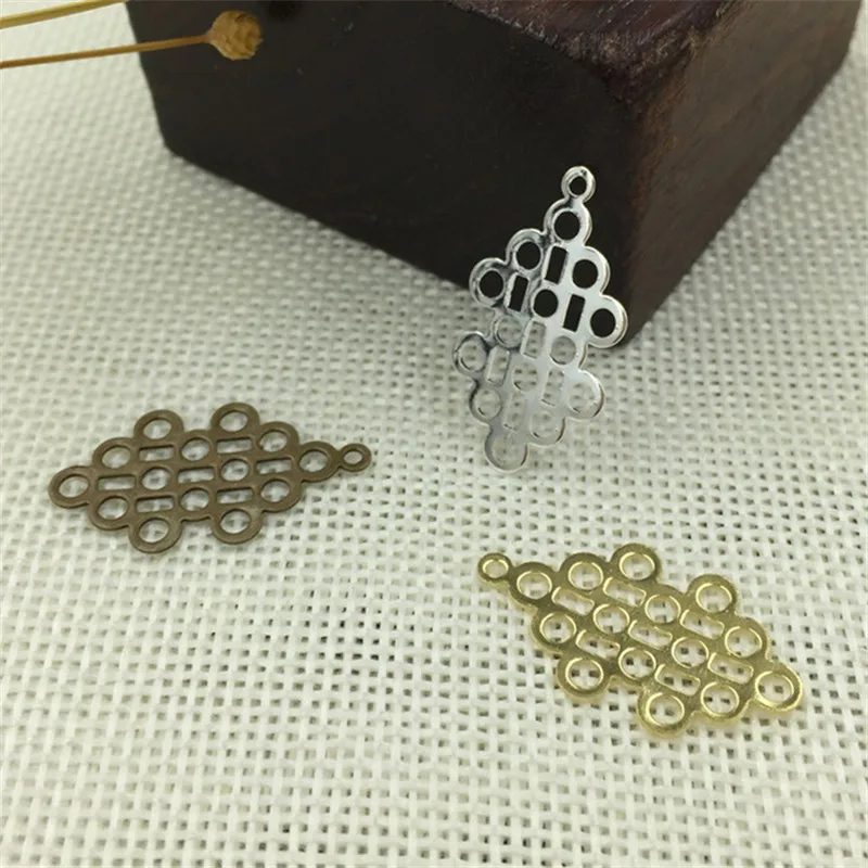 SEA MEW 27mm*15mm Copper Chinese Knot Pendant Charm Raw Brass Antique Bronze Silver Color For Jewelry Accessories
SEA MEW 27mm*15mm Copper Chinese Knot Pendant Charm Raw Brass Antique Bronze Silver Color For Jewelry Accessories