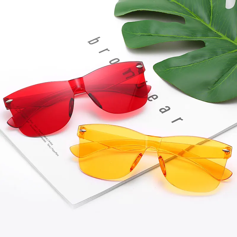 HJYBBSN Square Women Sunglasses Tinted Color Lens Men Vintage Shaped Sun Glasses Female Eyewear Sunglasses PC Conjoined Frame
HJYBBSN Square Women Sunglasses Tinted Color Lens Men Vintage Shaped Sun Glasses Female Eyewear Sunglasses PC Conjoined Frame