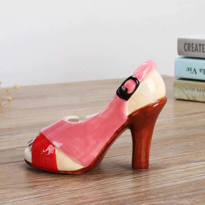 Home Decor Red High Heels Ceramics Creative Ash Tray Modern Style Mini Ashtray Portable Anti-Scalding Cenicero Cigar Ashtray
Home Decor Red High Heels Ceramics Creative Ash Tray Modern Style Mini Ashtray Portable Anti-Scalding Cenicero Cigar Ashtray