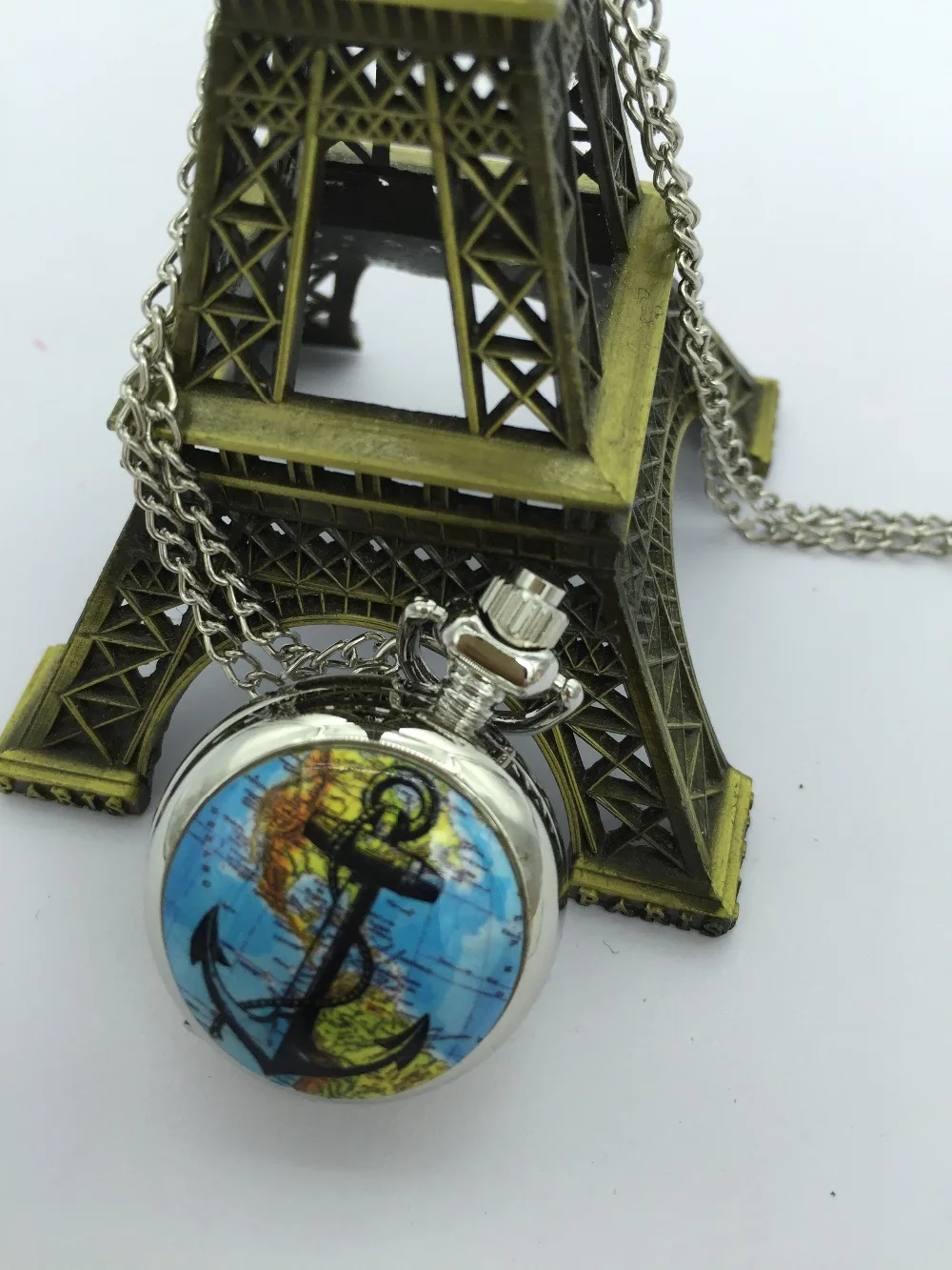 Fashion Silver Map of Americas and Anchors Quartz Pocket Watch Analog Pendant Necklace Mens Womens Watches Gift PO141
Fashion Silver Map of Americas and Anchors Quartz Pocket Watch Analog Pendant Necklace Mens Womens Watches Gift PO141