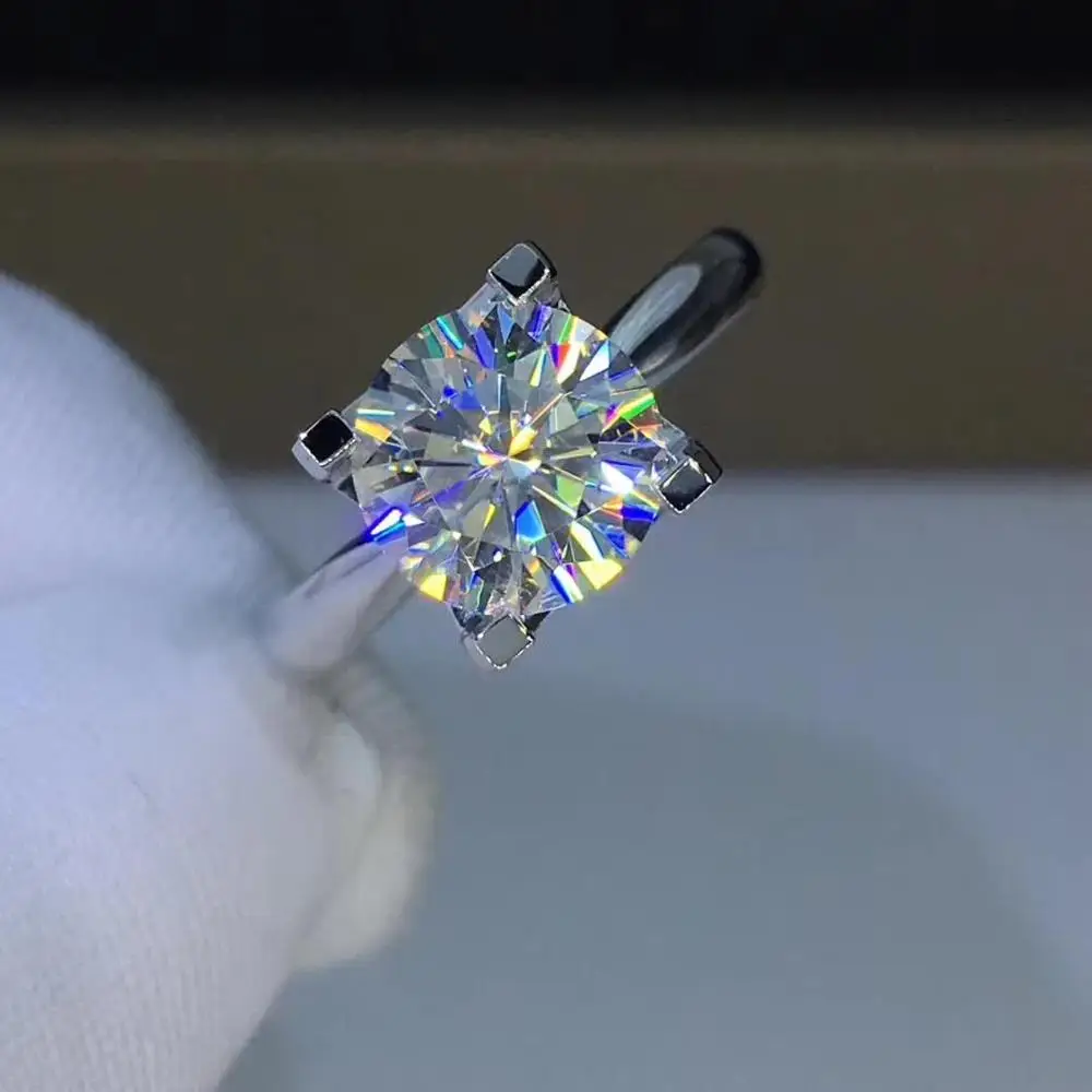 1ct Carat Moissanite Engagement Rings for Women S925 Sterling Silver Platinum Plated D Color Diamond Jewelry
1ct Carat Moissanite Engagement Rings for Women S925 Sterling Silver Platinum Plated D Color Diamond Jewelry