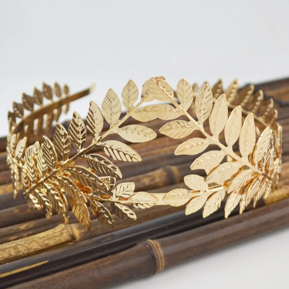 Roman Goddess Leaf Dainty Headdress Hair Crown Tiara Boho Gold Color Bride Wedding Comb Miss Universe Guest Jewelry Accessories
Roman Goddess Leaf Dainty Headdress Hair Crown Tiara Boho Gold Color Bride Wedding Comb Miss Universe Guest Jewelry Accessories