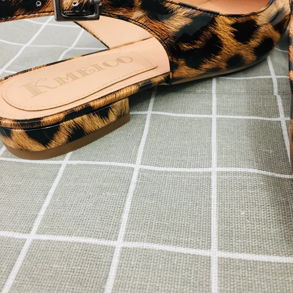 Kmeioo Mule For Women Hot Sale Fashion Shoes Buckle Strap Mixed Colors Mules Flat Heel Sandals Pointed Toe shoes For Dress
Kmeioo Mule For Women Hot Sale Fashion Shoes Buckle Strap Mixed Colors Mules Flat Heel Sandals Pointed Toe shoes For Dress