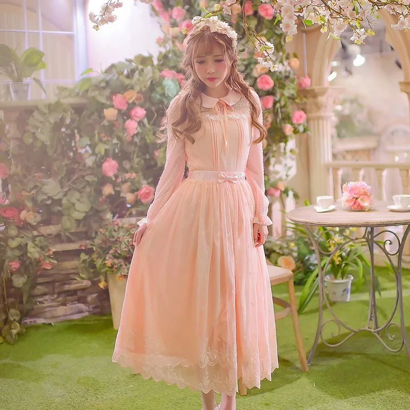 Princess sweet lolita shirt Candy rain original sweet lady doll collar sweater coat female stitching Chiffon printed C16AB6017
Princess sweet lolita shirt Candy rain original sweet lady doll collar sweater coat female stitching Chiffon printed C16AB6017