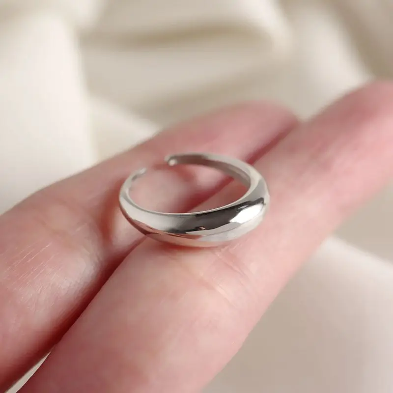 Silvology 925 Sterling Silver Mirror Golssy Curved Surface Rings Silver Simple Wild Elegant Open Rings For Women Fine Jewelry
Silvology 925 Sterling Silver Mirror Golssy Curved Surface Rings Silver Simple Wild Elegant Open Rings For Women Fine Jewelry