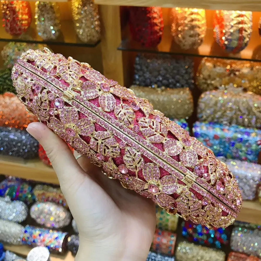 Women silver/pink Evening Clutch Bags Rhinestones messenger bags Lady Wedding Handbags Chain Shoulder bag Diamonds Party Purse
Women silver/pink Evening Clutch Bags Rhinestones messenger bags Lady Wedding Handbags Chain Shoulder bag Diamonds Party Purse