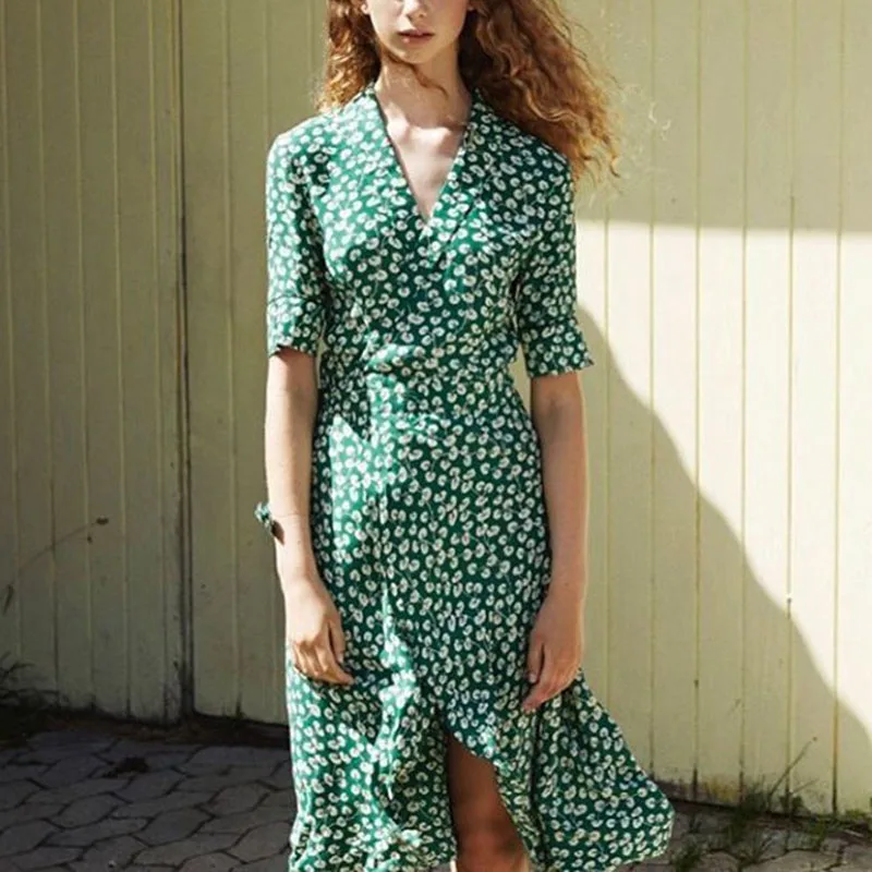 Summer Dress 2019 Fashion Retro Green Floral Women Dress V-neck Wrap-style Tie Waist Bandage Dress
Summer Dress 2019 Fashion Retro Green Floral Women Dress V-neck Wrap-style Tie Waist Bandage Dress