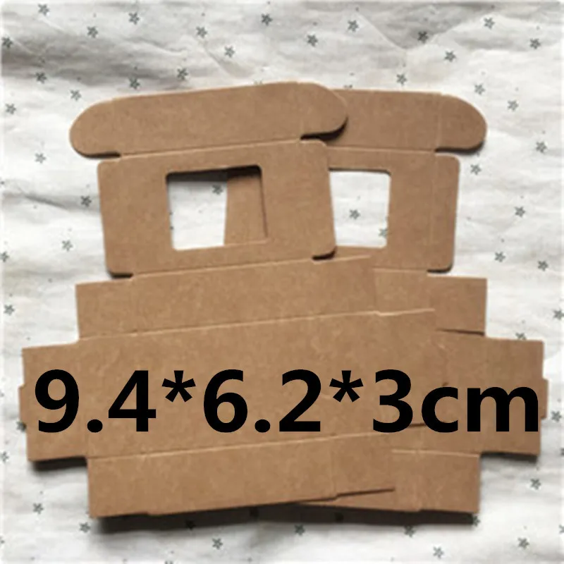 50PCS 9.4*6.2*3CM Brown with window Carton Kraft Paper Box Wedding Gift Packing Boxes Wedding Candy Box Party Favors Soap Boxes
50PCS 9.4*6.2*3CM Brown with window Carton Kraft Paper Box Wedding Gift Packing Boxes Wedding Candy Box Party Favors Soap Boxes
