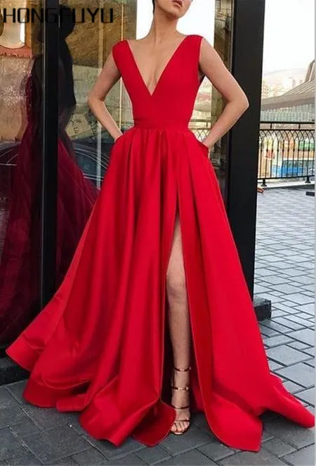 Очаровательное Красное Атласное длинное платье-трапеция без рукавов с V-образным