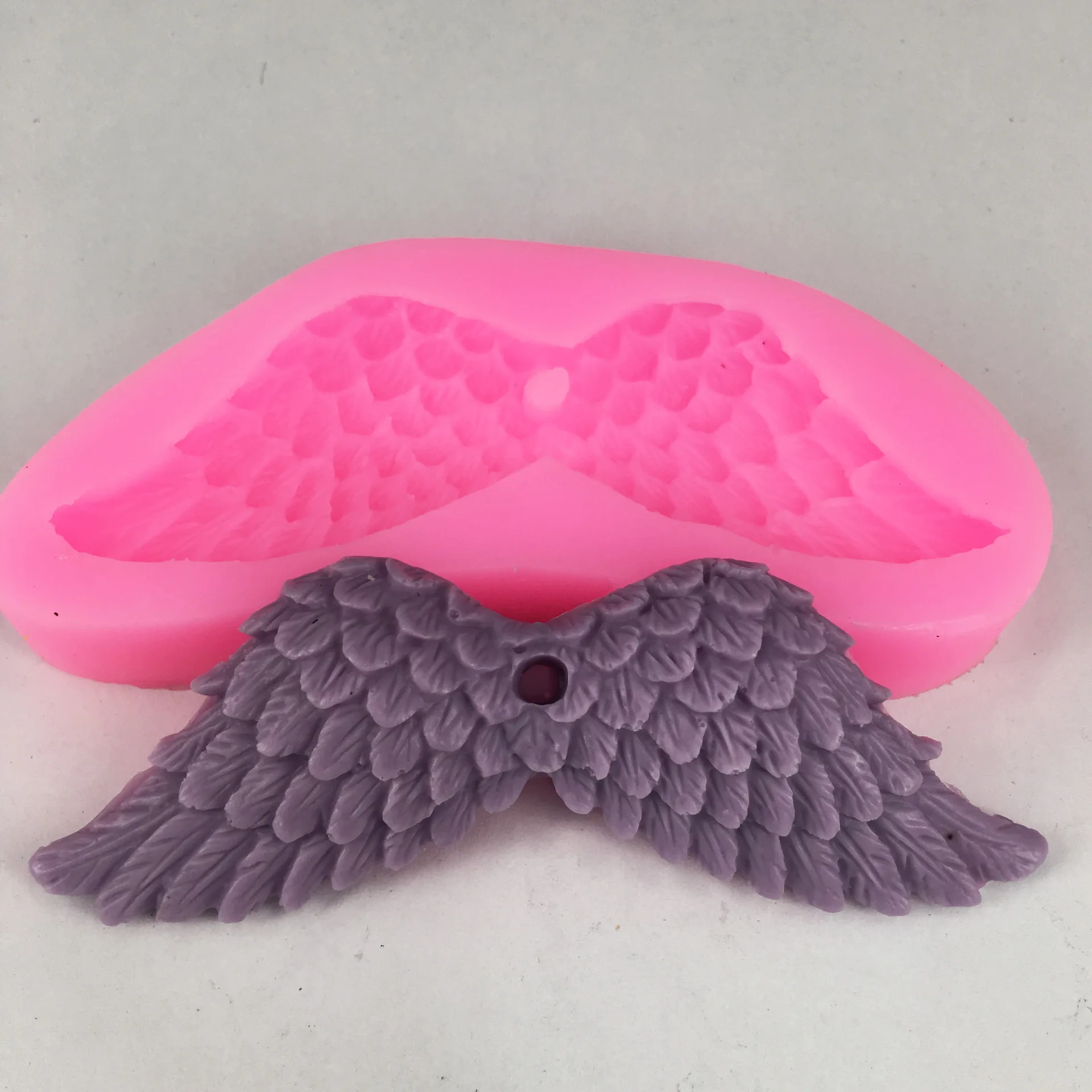 Wholesale Angel Wing gypsum aromatherapy pendant Silicone Mould Handmade Craft Clay Plaster Tablet Mold
Wholesale Angel Wing gypsum aromatherapy pendant Silicone Mould Handmade Craft Clay Plaster Tablet Mold