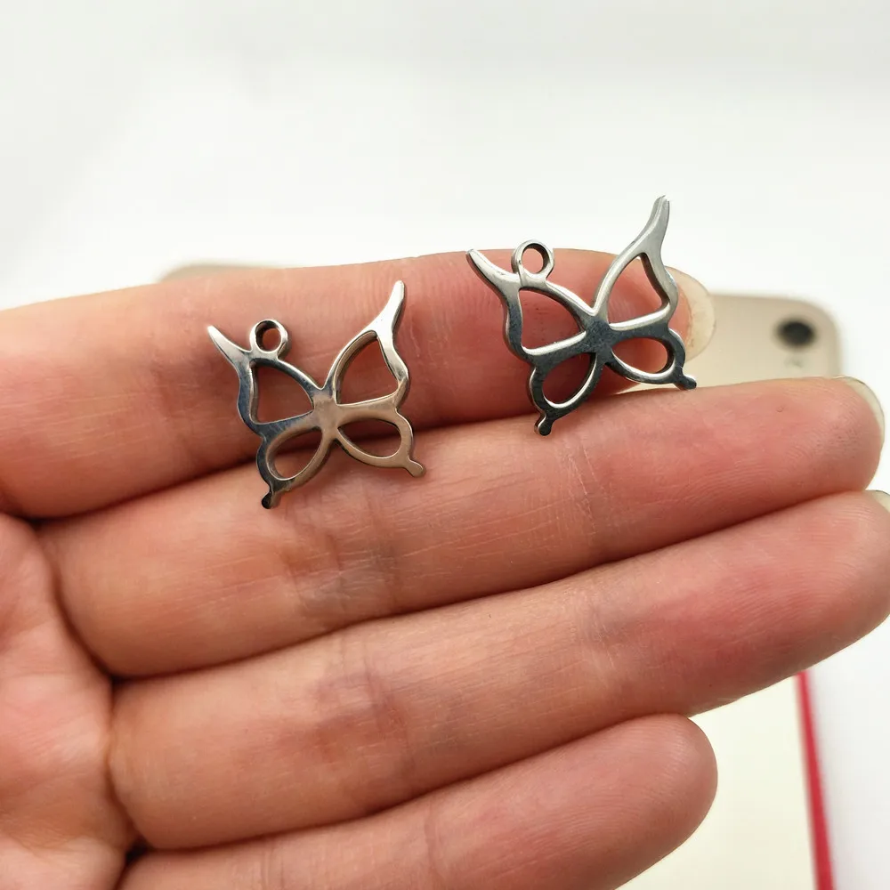20 шт. Diy аксессуары Очаровательные Полые Маленькие бабочки 15*16 мм подвески из нержавеющей стали для ожерелья завод
20 шт. Diy аксессуары Очаровательные Полые Маленькие бабочки 15*16 мм подвески из нержавеющей стали для ожерелья завод