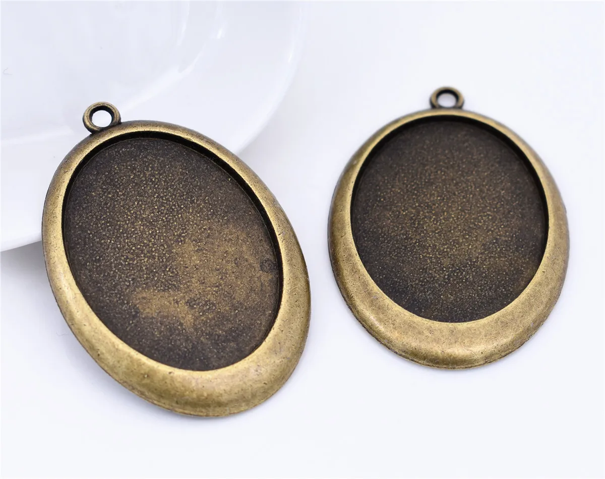 3pcs 30x40mm Inner Size Antique Bronze Plated Simple Style Cabochon Base Cameo Setting Charms Pendant-
3pcs 30x40mm Inner Size Antique Bronze Plated Simple Style Cabochon Base Cameo Setting Charms Pendant-