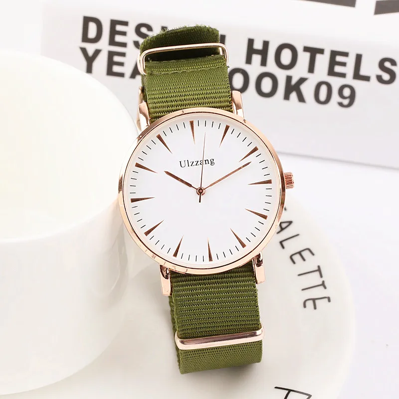 New Ulzzang Fashion Canvas Strap Women Quartz Watch Luxury Men Nylon Buckle Watches Creative Dial Couple Sports Wristwatch Hot
New Ulzzang Fashion Canvas Strap Women Quartz Watch Luxury Men Nylon Buckle Watches Creative Dial Couple Sports Wristwatch Hot