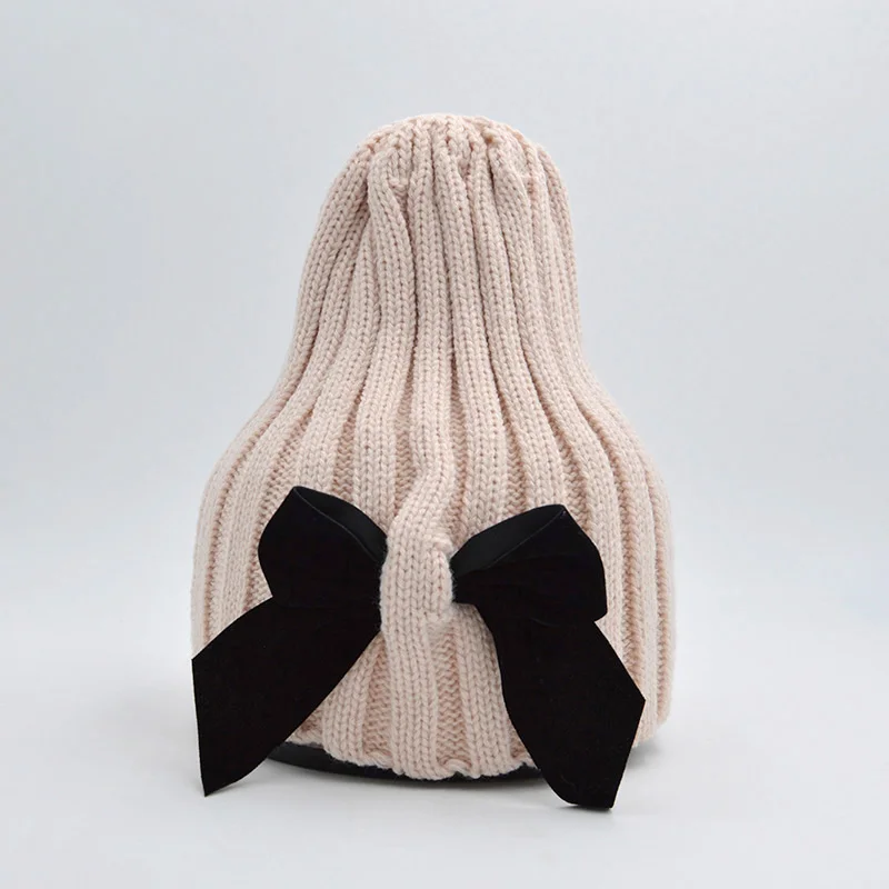Вязаная шапка для маленьких девочек с большим бантом осенне зимняя теплая