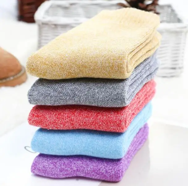 5 pair New arrival socks Women Fashion soft Autumn Winter Keep Warm Deodorant Terry Socks lady girl calcetines mujer candy color
5 pair New arrival socks Women Fashion soft Autumn Winter Keep Warm Deodorant Terry Socks lady girl calcetines mujer candy color