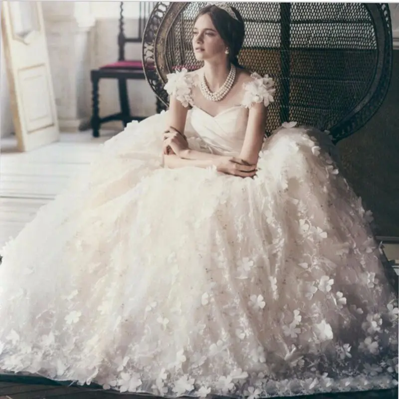 Vestido De Noiva Custom Made Spaghetti Strap Handmade Flowers Lace Ball Gown Wedding Dress 2020 Wedding Dress
Vestido De Noiva Custom Made Spaghetti Strap Handmade Flowers Lace Ball Gown Wedding Dress 2020 Wedding Dress