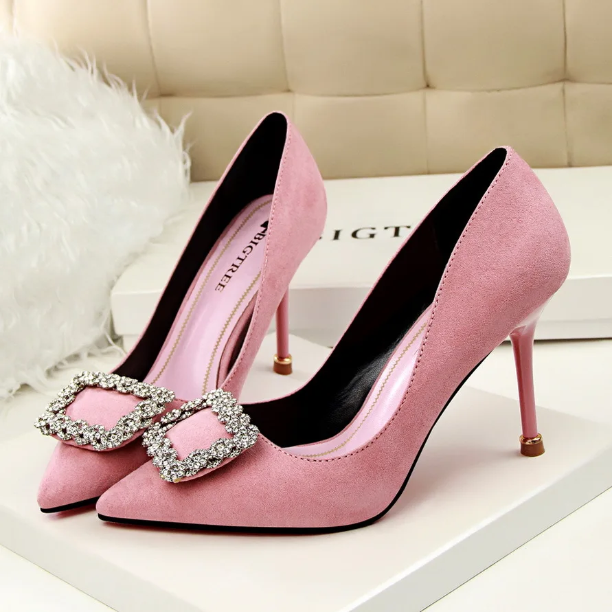 Women Pumps Shoes Casual Shallow Platform Flock PU Leather Pointed Toe Slip-On 9CM Thin High Heels Party Lady Solid Female Shoes
Women Pumps Shoes Casual Shallow Platform Flock PU Leather Pointed Toe Slip-On 9CM Thin High Heels Party Lady Solid Female Shoes