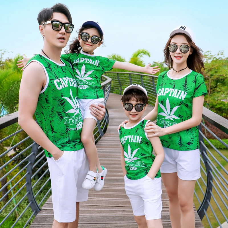 Green Net Vest and White Shorts Summer Suits Family Matching Outfit Clothes Dad Son Sports Set Mom Daughter Casual Print Sets
Green Net Vest and White Shorts Summer Suits Family Matching Outfit Clothes Dad Son Sports Set Mom Daughter Casual Print Sets