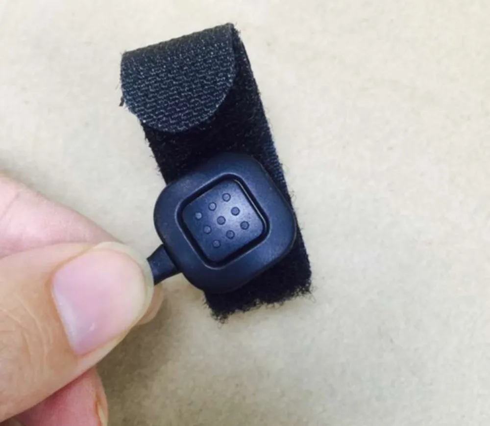OPPXUN Laryngeal finger air-guided earphone for Vertex VX160 VX180 VX300, VX400, VX410, VX420, VX354 radios
OPPXUN Laryngeal finger air-guided earphone for Vertex VX160 VX180 VX300, VX400, VX410, VX420, VX354 radios