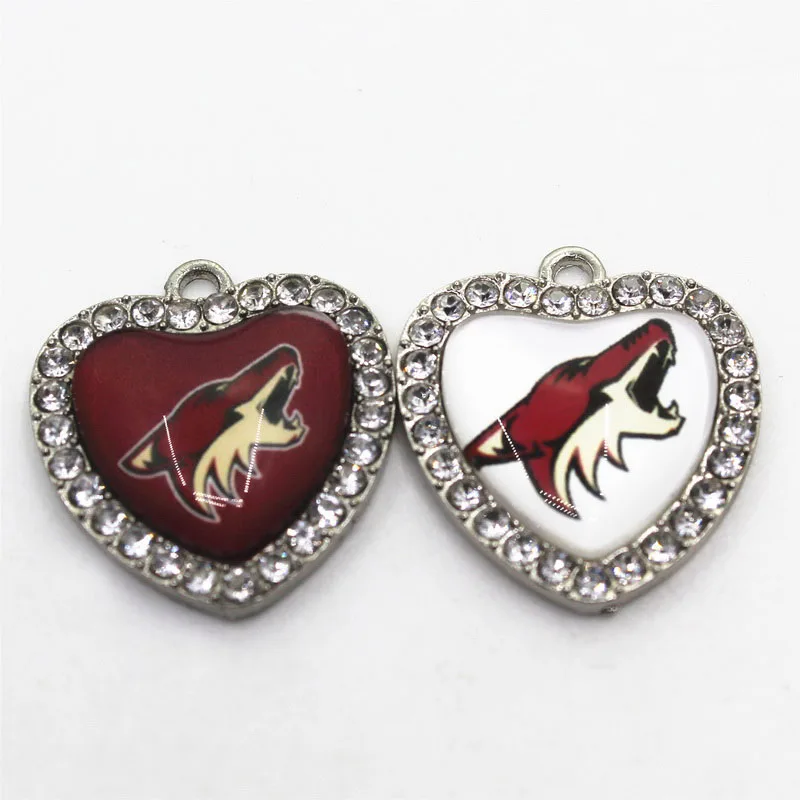 Ice Hockey Team Coyotes Crystal Heart 10pcs Dangle Charms DIY Jewelry Accessory Hanging Floating Ice Hockey Sports Charms
Ice Hockey Team Coyotes Crystal Heart 10pcs Dangle Charms DIY Jewelry Accessory Hanging Floating Ice Hockey Sports Charms