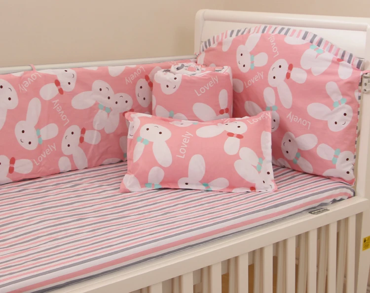 6PCS baby bedding set baby crib set for boys ropa de cuna kit de berço ,include:(4bumpers+sheet+pillowcase)
6PCS baby bedding set baby crib set for boys ropa de cuna kit de berço ,include:(4bumpers+sheet+pillowcase)