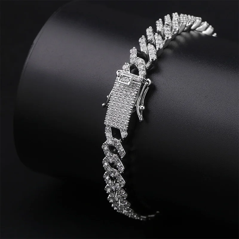 TOPGRILLZ Hip Hop Iced Out Bling CZ Men Bracelet fashion 7 8 9 inch long Miami Cuban Chain bracelets male Hiphop jewelry gifts
TOPGRILLZ Hip Hop Iced Out Bling CZ Men Bracelet fashion 7 8 9 inch long Miami Cuban Chain bracelets male Hiphop jewelry gifts