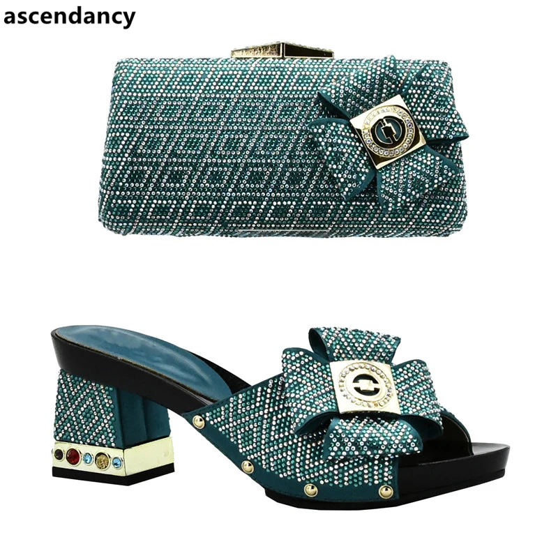 Shoe and Bag Set for Party In Women Nigerian Women Wedding Shoes and Bag Set Decorated with Appliques African Shoes and Bag Sets
Shoe and Bag Set for Party In Women Nigerian Women Wedding Shoes and Bag Set Decorated with Appliques African Shoes and Bag Sets