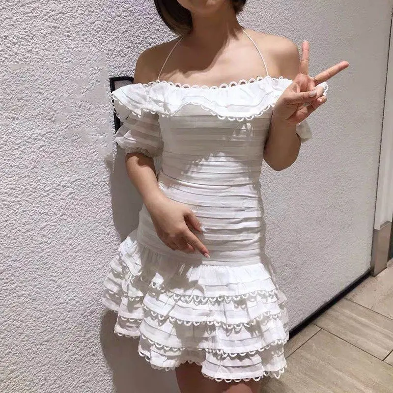 Puff Sleeve Slash Neck Sexy Mini Party Dress Women Summer Halter Layered Ruffled Cake Short Vocation Beach Boho Dresses
Puff Sleeve Slash Neck Sexy Mini Party Dress Women Summer Halter Layered Ruffled Cake Short Vocation Beach Boho Dresses